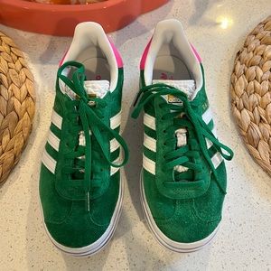 Adidas gazelle sneakers